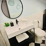 Cosy Modern House - Center - Old Town וילה *