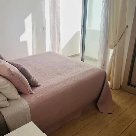 Cosy Modern House - Center - Old Town וילה *